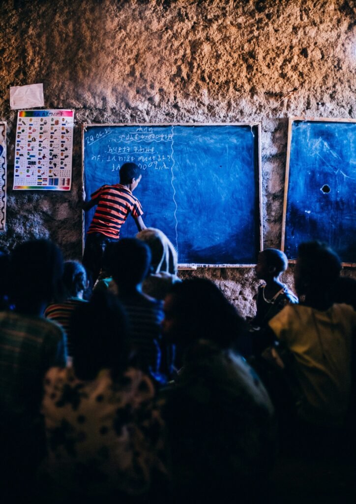 30 FAQs Answered About Scholarships and Grants for Non-Traditional Students